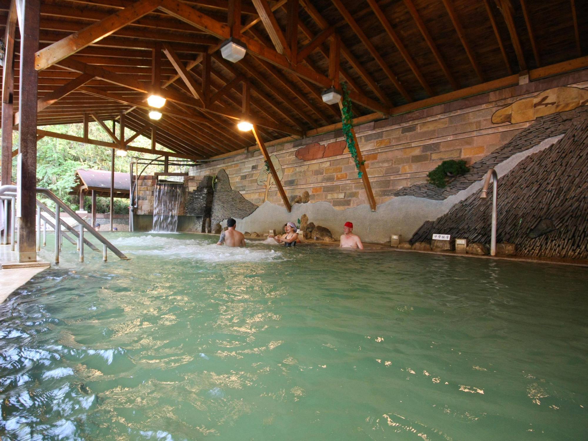 Jenq Yang Hotspring Hotel Renai Exterior foto